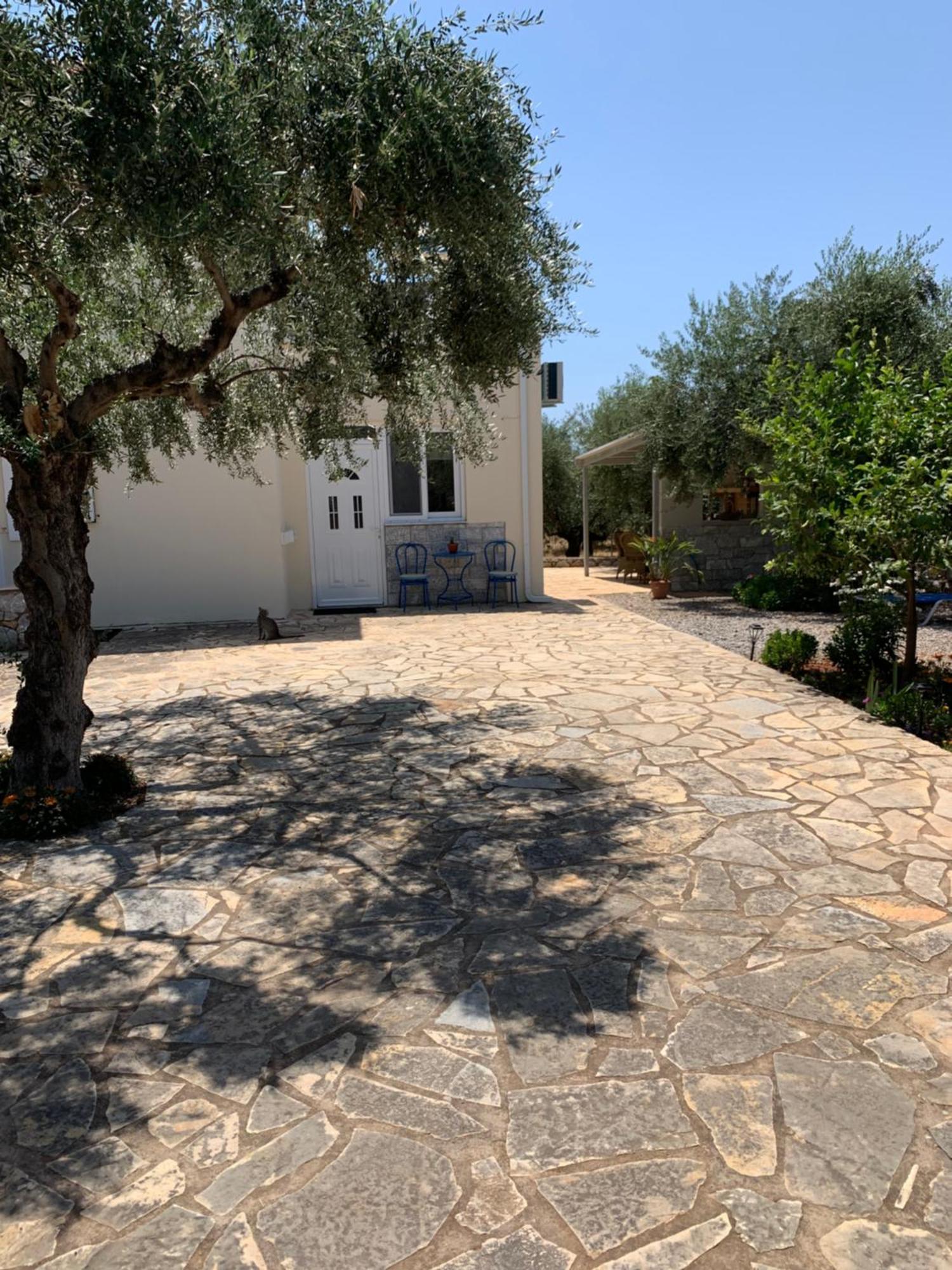 Asimenia Studio Stoupa Luaran gambar